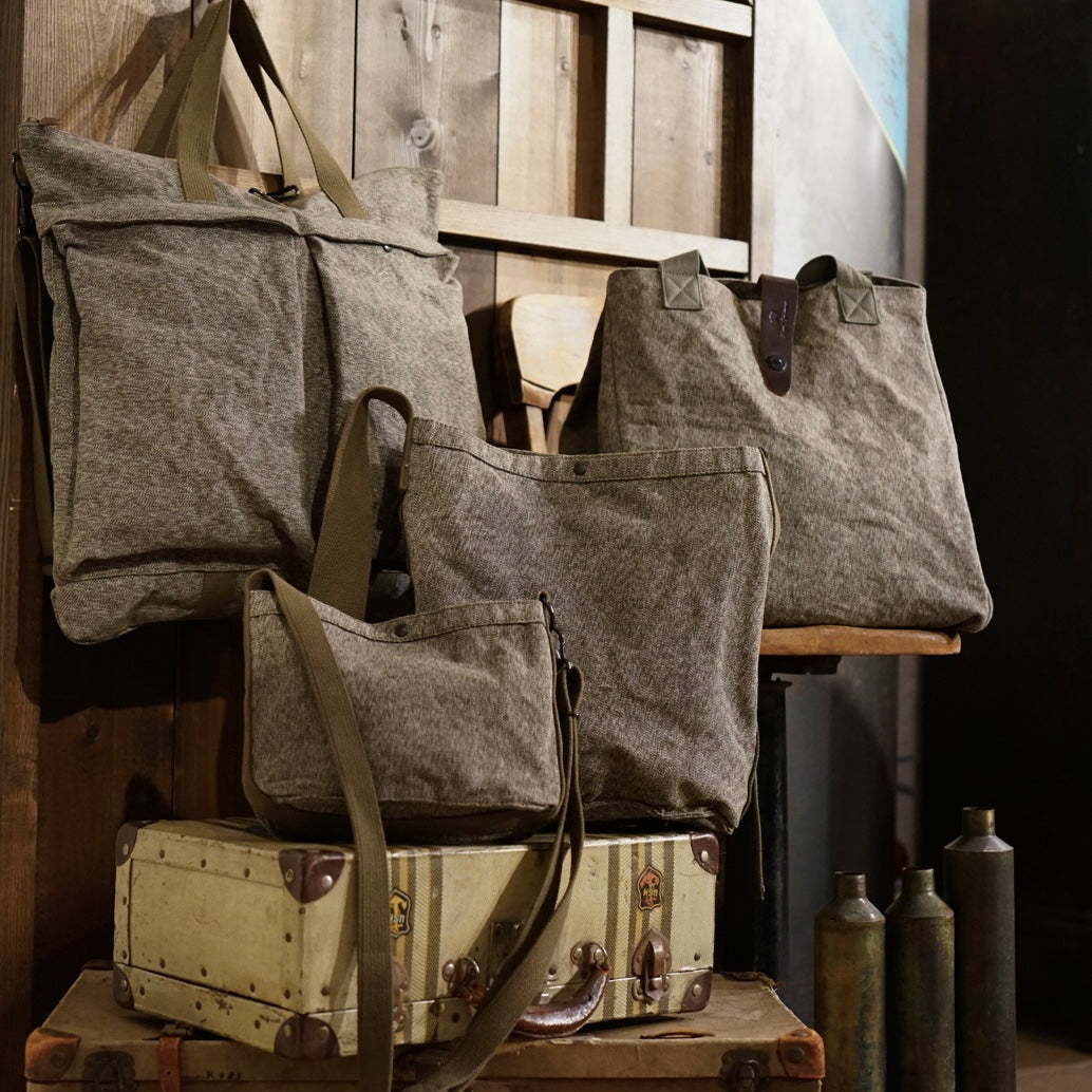 NIGEL CABOURN｜SHOULDER BAGS (MAGAZINE BAG SWISS ARMY (8 やっぱりスイス軍のバッグが良い》SWISS ARMY FABRIC