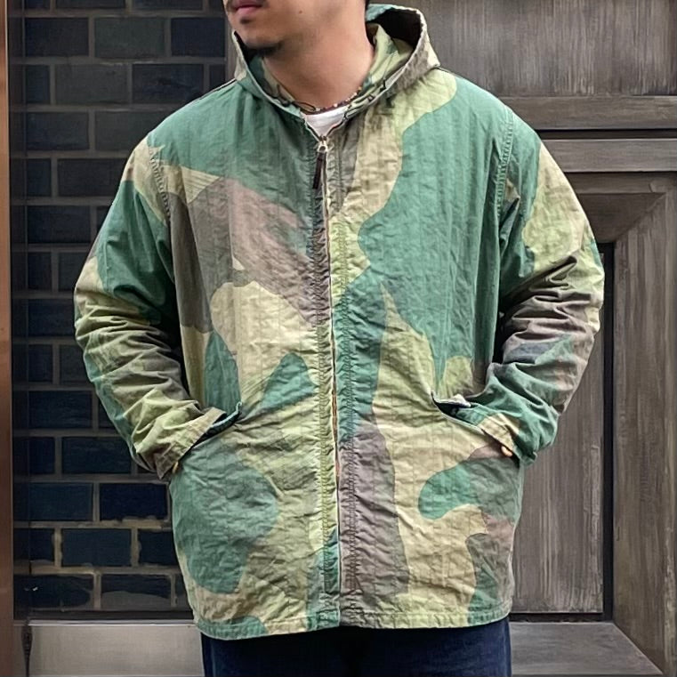 雰囲気抜群のカモフラージュを》USMC PARKA REV FADE CAMO＆ARMY VEST