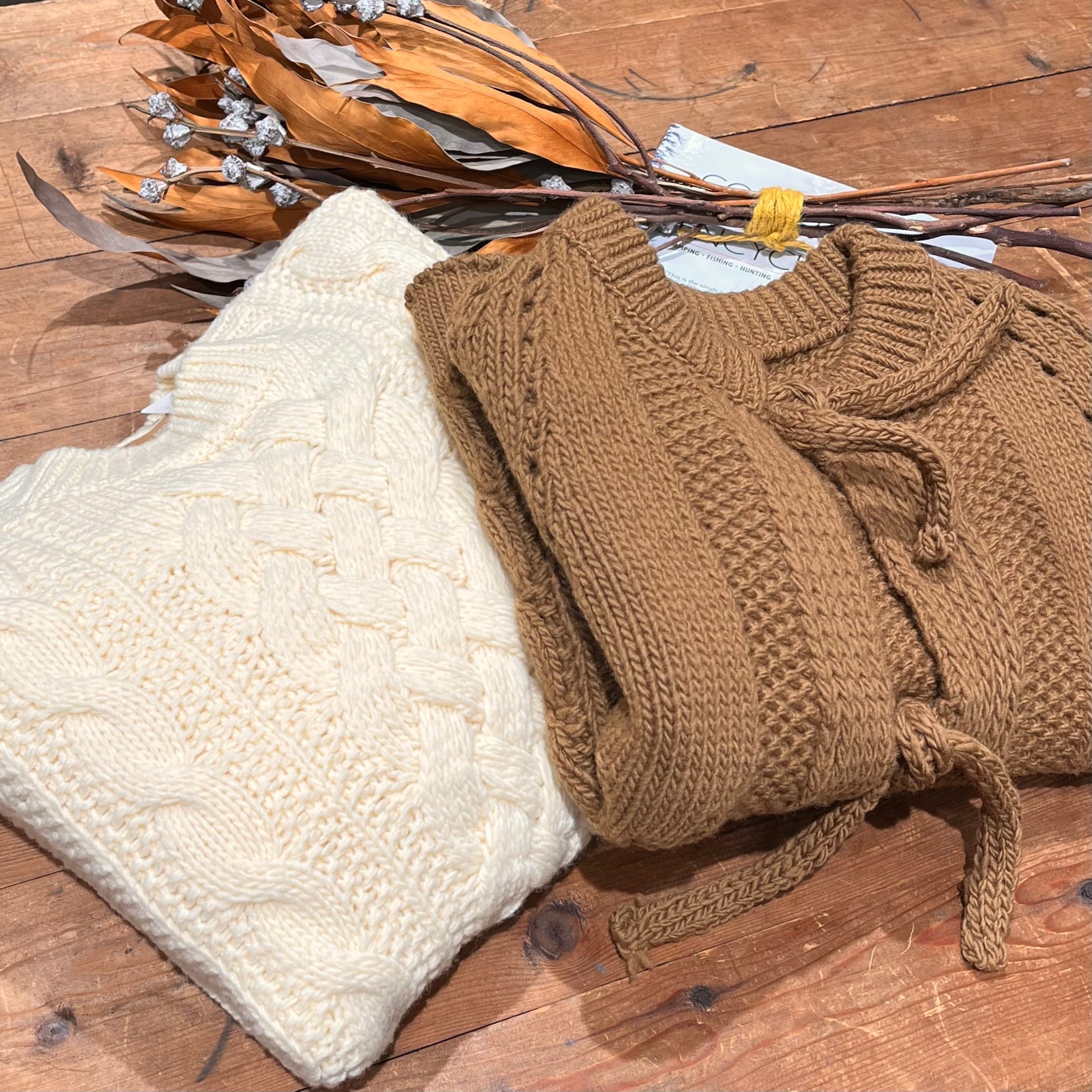 冬の象徴》MIX CABLE CREW NECK / MIX CABLE CAPE – ナイジェル