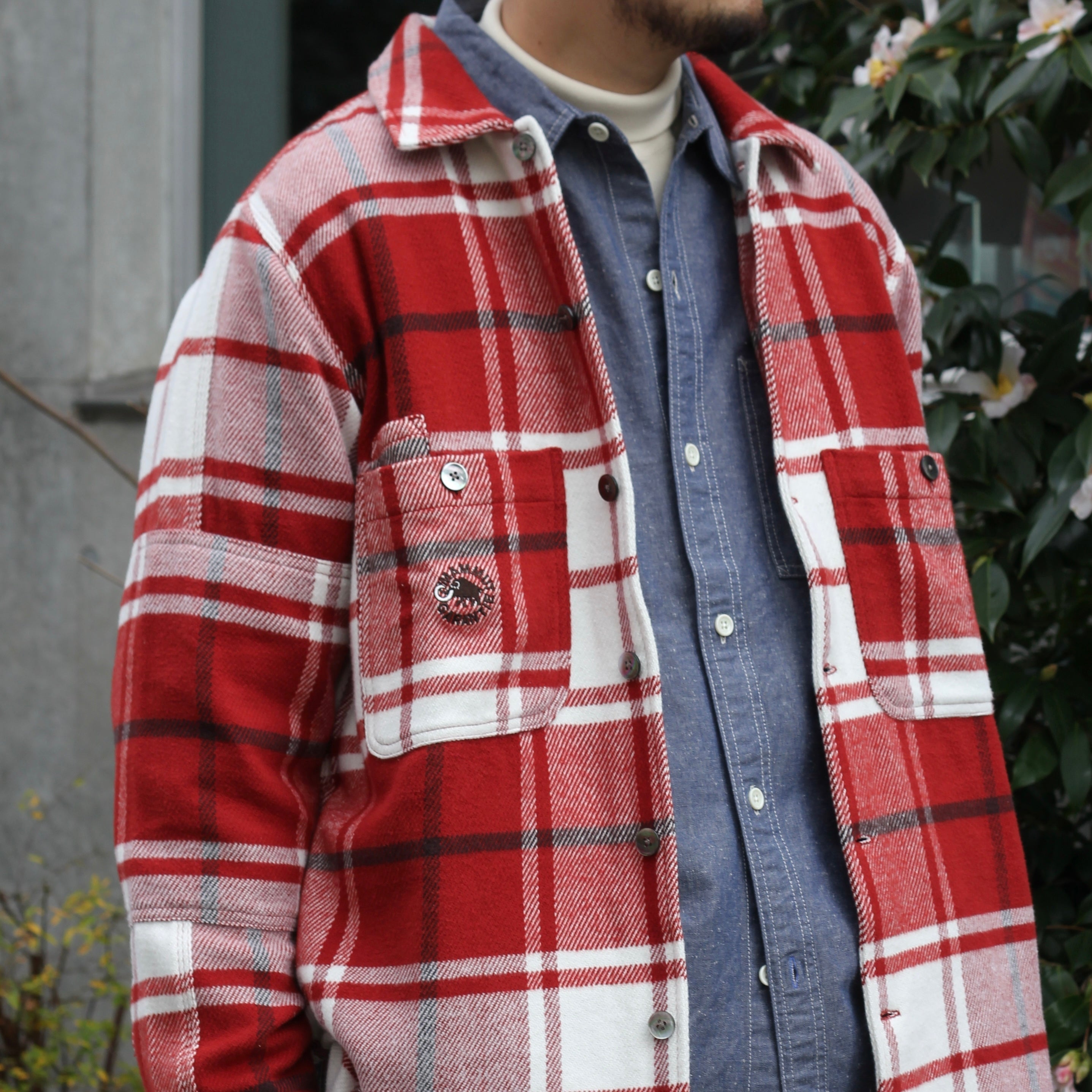 アウトドアブランドが手掛ける機能的なシャツ》DIRETTISSIMA SHIRT