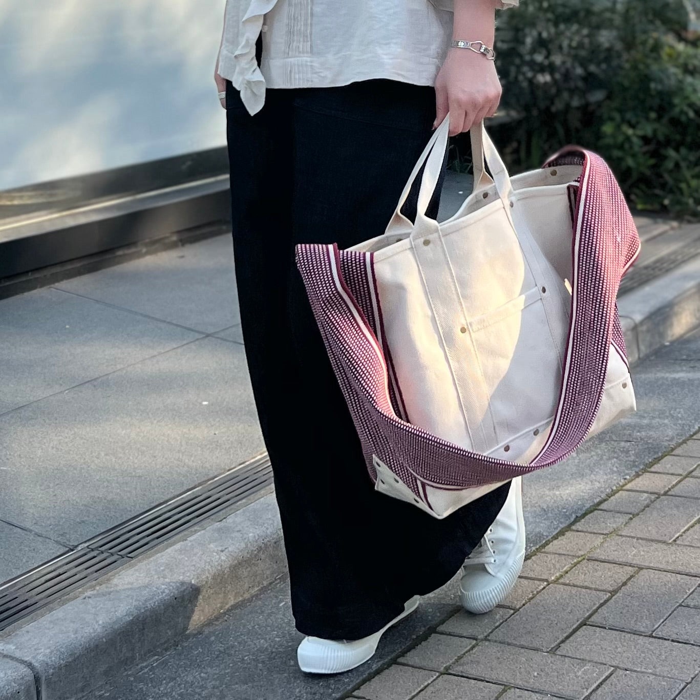 ヴィンテージファブリック》TOTE HEAVY CANVAS – ナイジェル・ケーボン