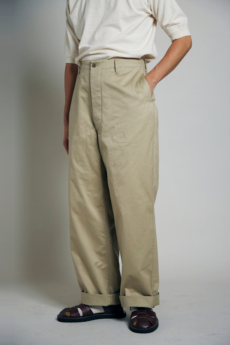 ナイジェル・ケーボン 「 50'S BATTLE DRESS PANT 」購入を考えています