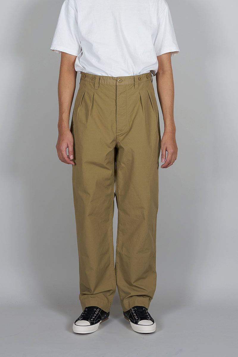 【ナイジェル・ケーボン】MAN / プレーテッドチノ - コットンリップストップ / P-54 PLEATED CHINO - COTTON RIPSTOP
