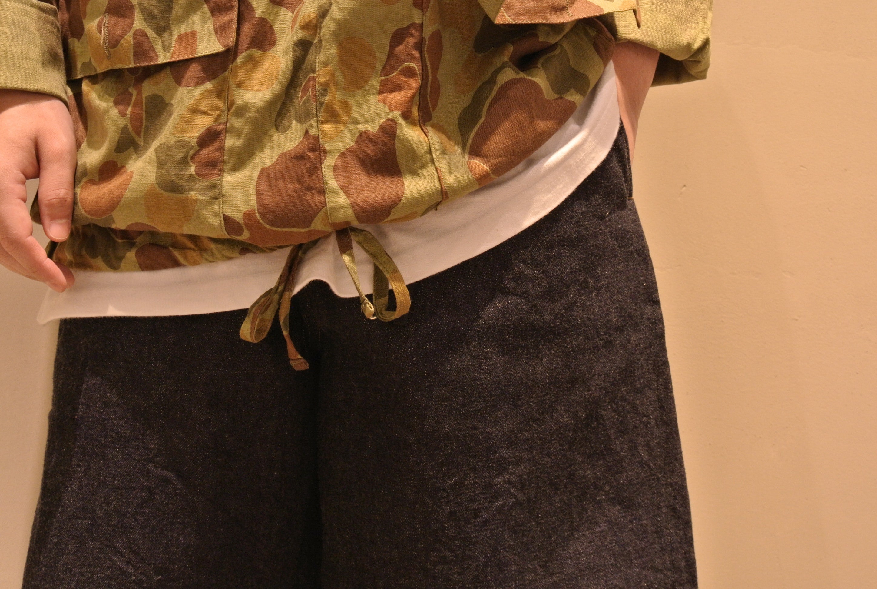 スモック × ショーツスタイル – ナイジェル・ケーボン オンライン