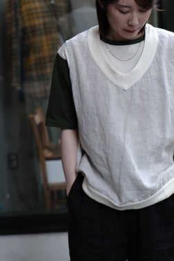 《夏に着回したい！リネンベスト》CRICKET VEST LINEN