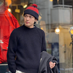 《ナイジェルらしいビーニー》STRIPE BOBBLE HAT