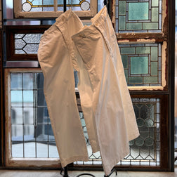 《私の必需品》 CHINO / Off White