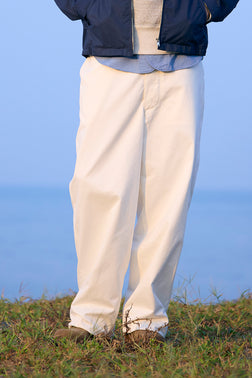 【ナイジェル・ケーボン】MAN / ベーシックチノパンツ - ホワイト / BASIC CHINO PANT - WHITE