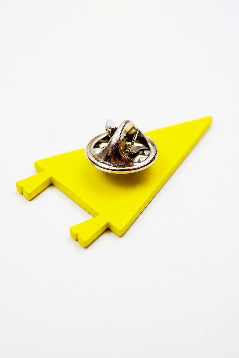 【ケーボン・リボーン】WOMAN / ケーボン・リボーンピンバッヂ / CABOURN REBOURN PIN BADGE