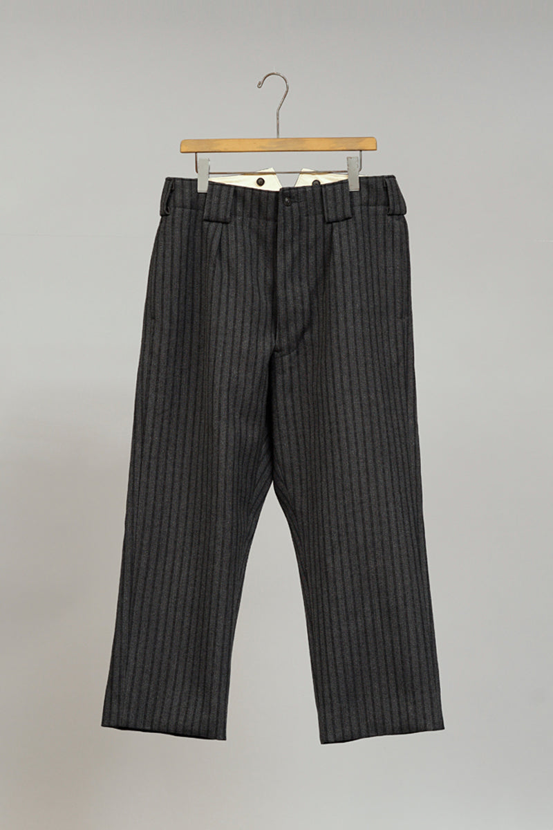 【ナイジェル・ケーボン】MAN / ファーマーパンツ - ストライプダブルクロス / FARMER PANT - STRIPE DOUBLE CLOTH