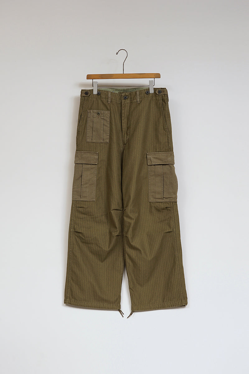 【ナイジェル・ケーボン】MAN / アーミーカーゴパンツ - ナノピグメントヘリンボーンツイル / ARMY CARGO PANT - NANO PIGMENT HERRINGBONE TWILL