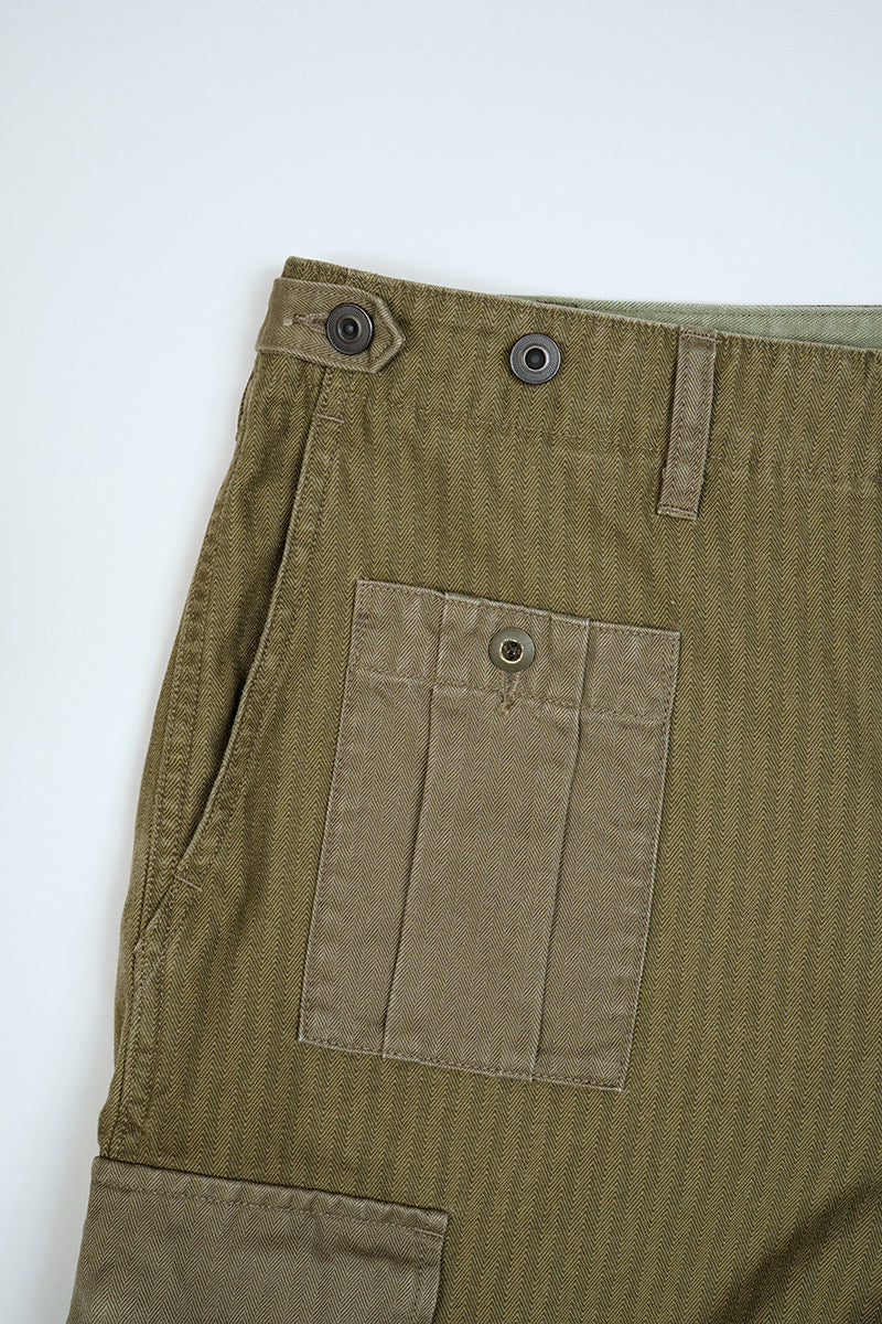 【ナイジェル・ケーボン】MAN / アーミーカーゴパンツ - ナノピグメントヘリンボーンツイル / ARMY CARGO PANT - NANO PIGMENT HERRINGBONE TWILL