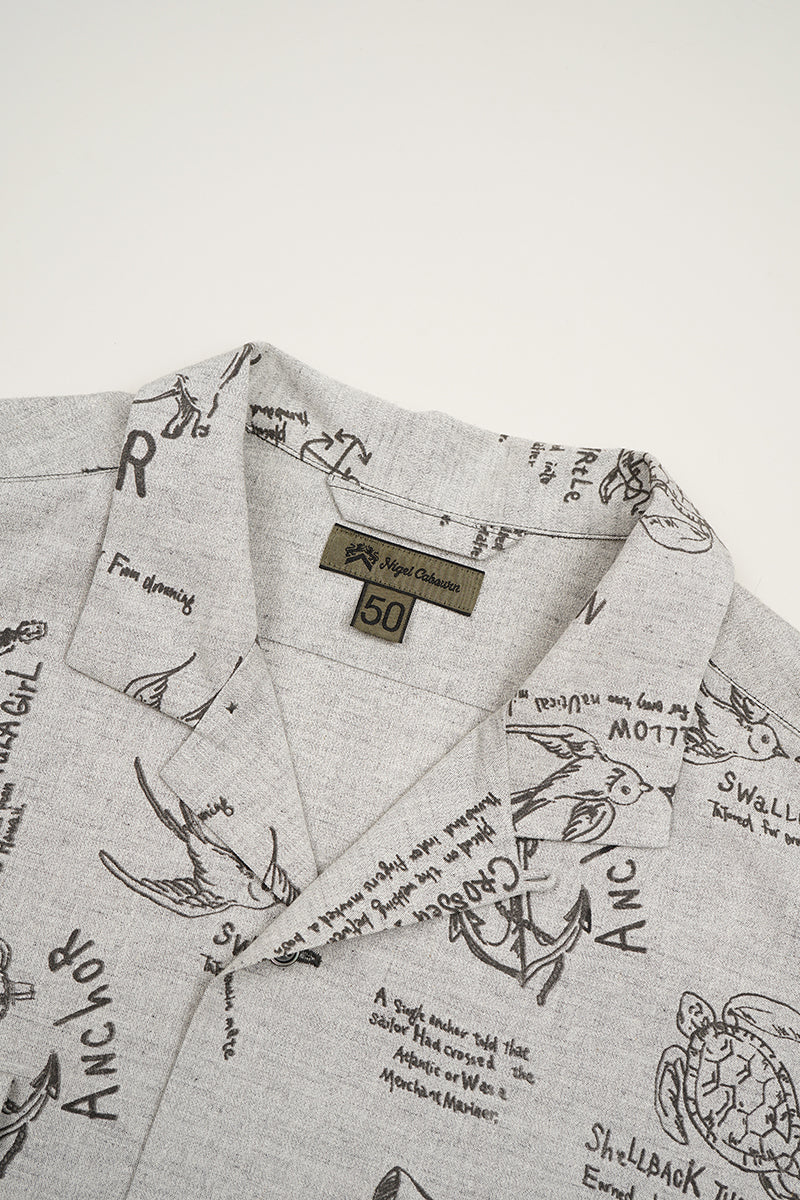【ナイジェル・ケーボン】MAN / オープンカラーシャツ - タトゥープリント / OPEN COLLAR SHIRT - TATTOO PRINT