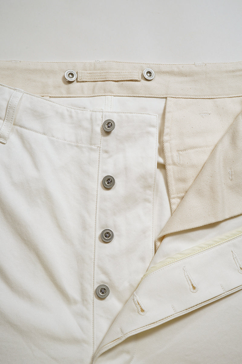 【ナイジェル・ケーボン】MAN / ベーシックチノパンツ - ホワイト / BASIC CHINO PANT - WHITE