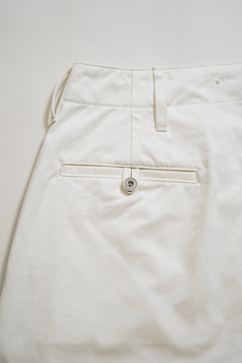 【ナイジェル・ケーボン】MAN / ベーシックチノパンツ - ホワイト / BASIC CHINO PANT - WHITE