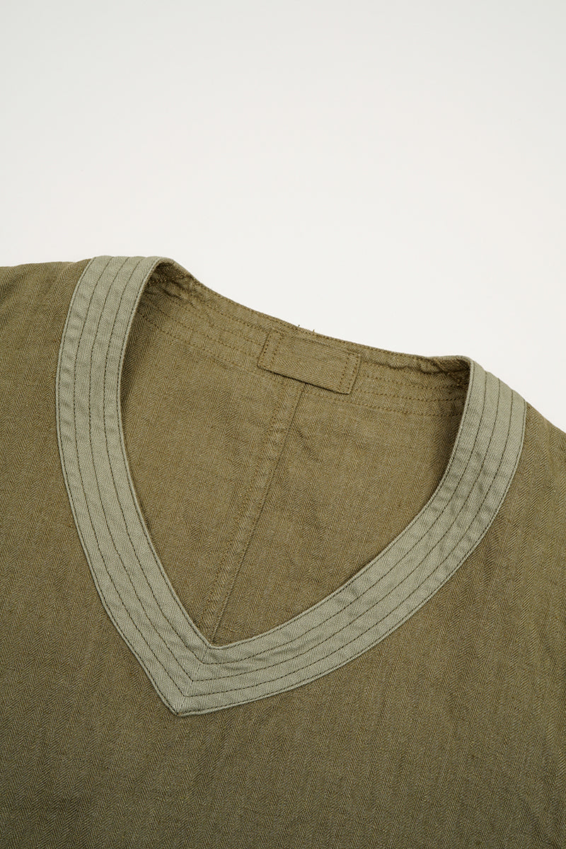 【ナイジェル・ケーボン】MAN / プルオーバーアーミーベスト - リネンヘリンボーンツイル / PULLOVER ARMY VEST - LINEN HERRINGBONE TWILL