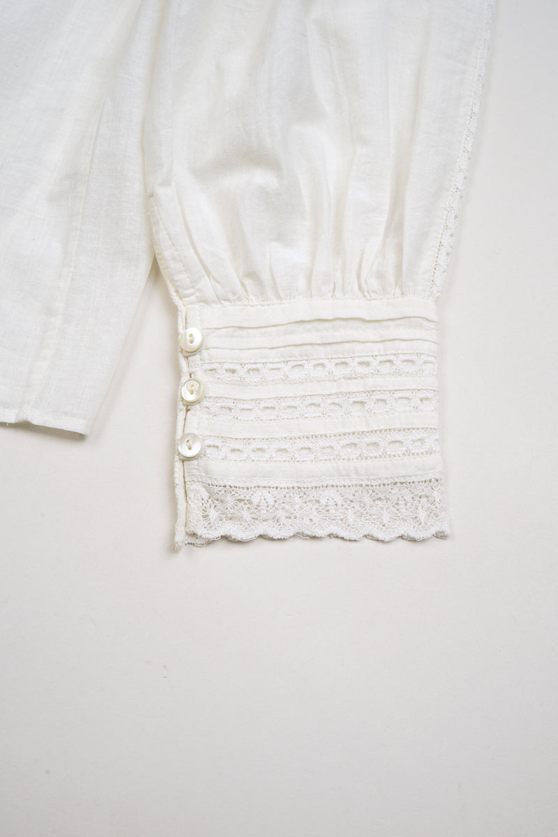 【ナイジェル・ケーボン】WOMAN / リバースレース ブラウス - カディ / LEAVERS LACE BLOUSE - KHADI