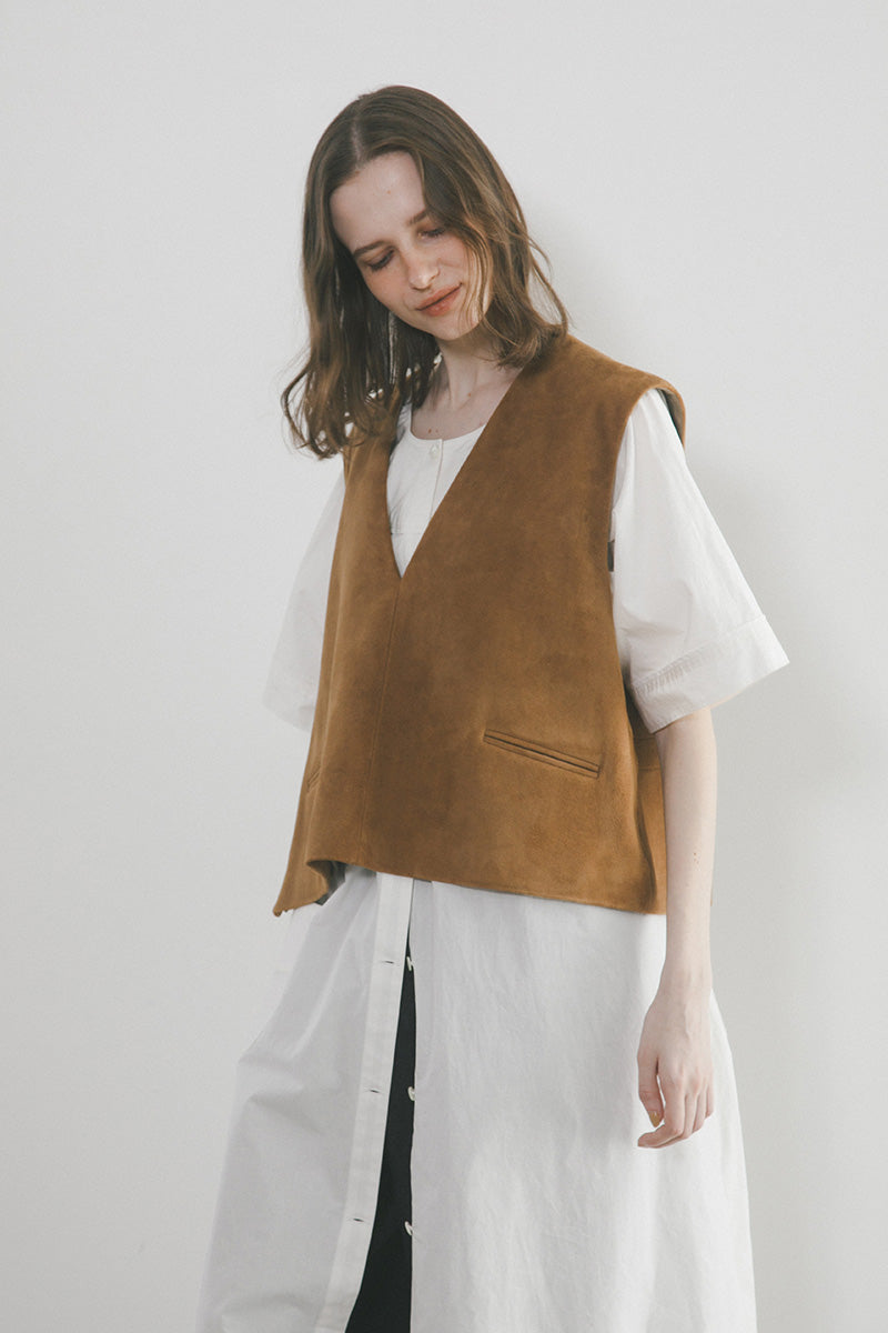【限定品】KAJA REALISTIC SUEDE VEST OVY 限定品】KAJA REALISTIC SUEDE VEST OVY 【公式通販】