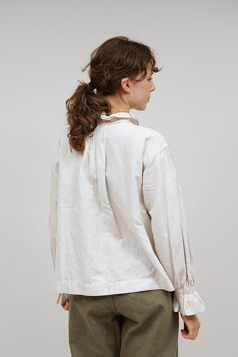 【ナイジェル・ケーボン】WOMAN / ギャザーカラーブラウス - コットンリネン / GATHER COLLAR BLOUSE - COTTONLINEN