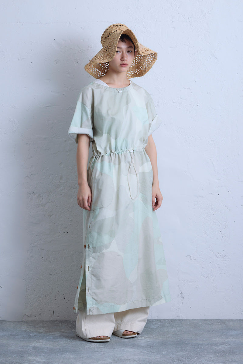 【ナイジェル・ケーボン】WOMAN / ショートスリーブドレス コットン カモ / S/S DRESS COTTON CAMO